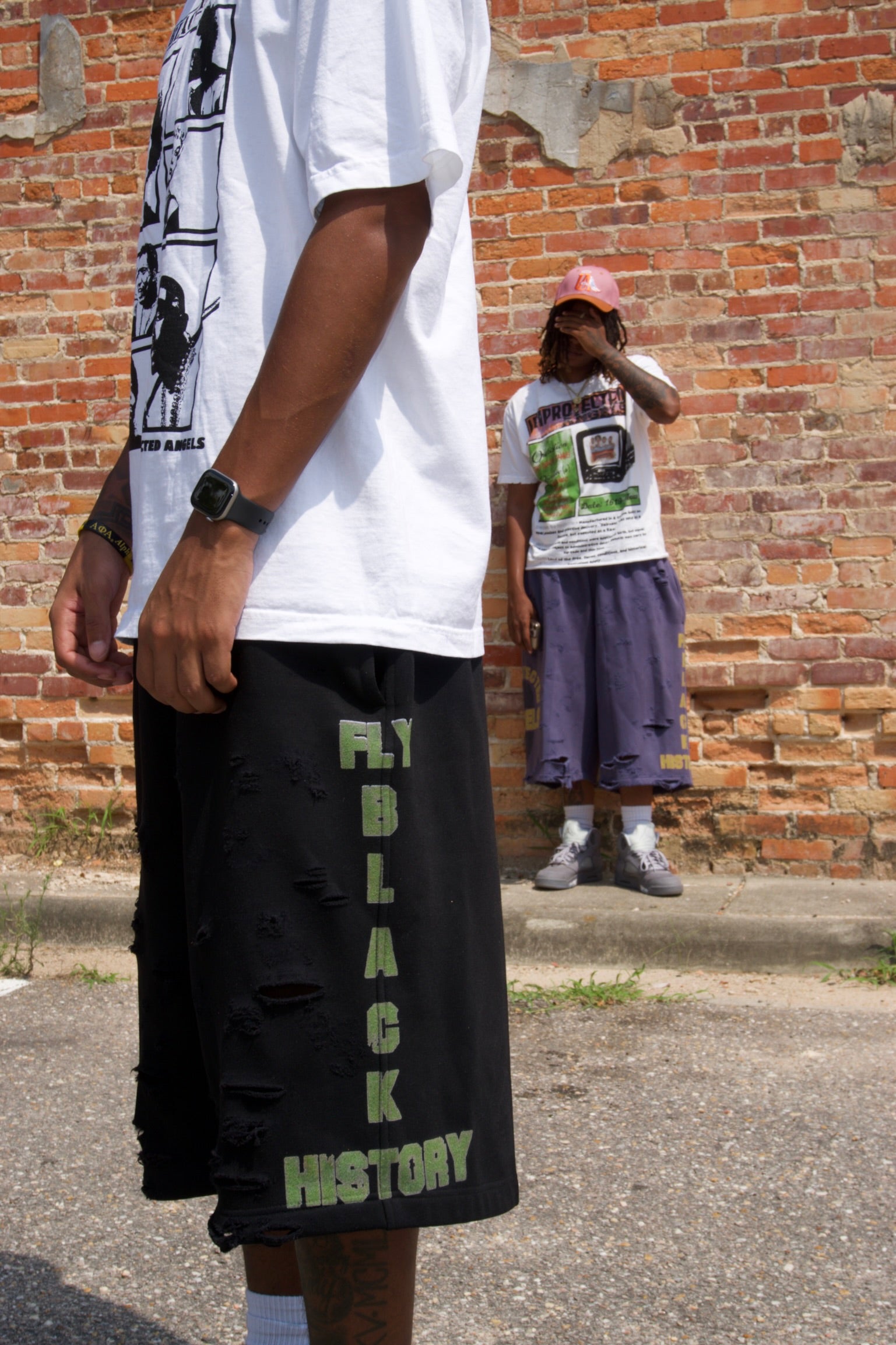 UA 3/4 Shorts